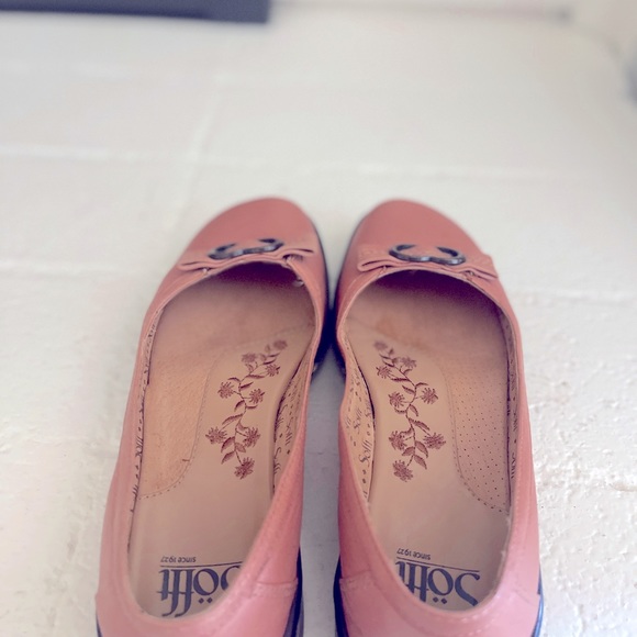 Vintage Sofft Leather Flats size 5 with Bow Buckle - Picture 4 of 10
